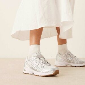 New Balance 740 Lace white size Women 7.5  white/gray